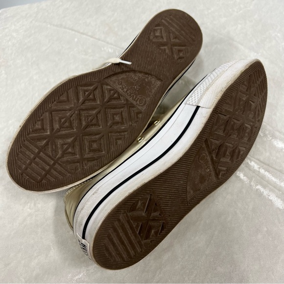 Converse All Star 9.5 Metallic Gold Sneakers - Picture 9 of 10